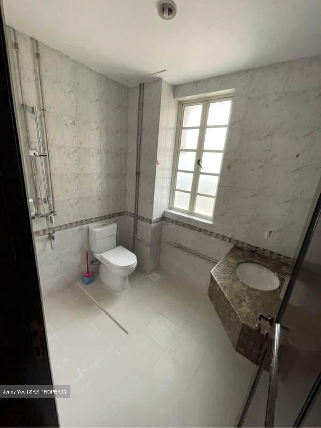 Mera Terrace (D16), Terrace #530821761
